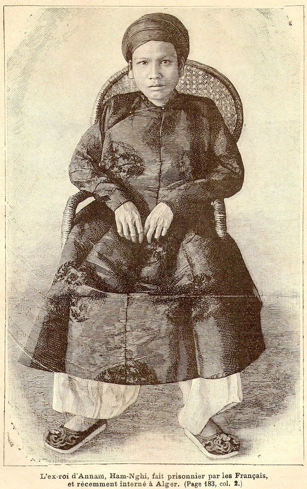 vua-ham-nghi-bi-day-1003